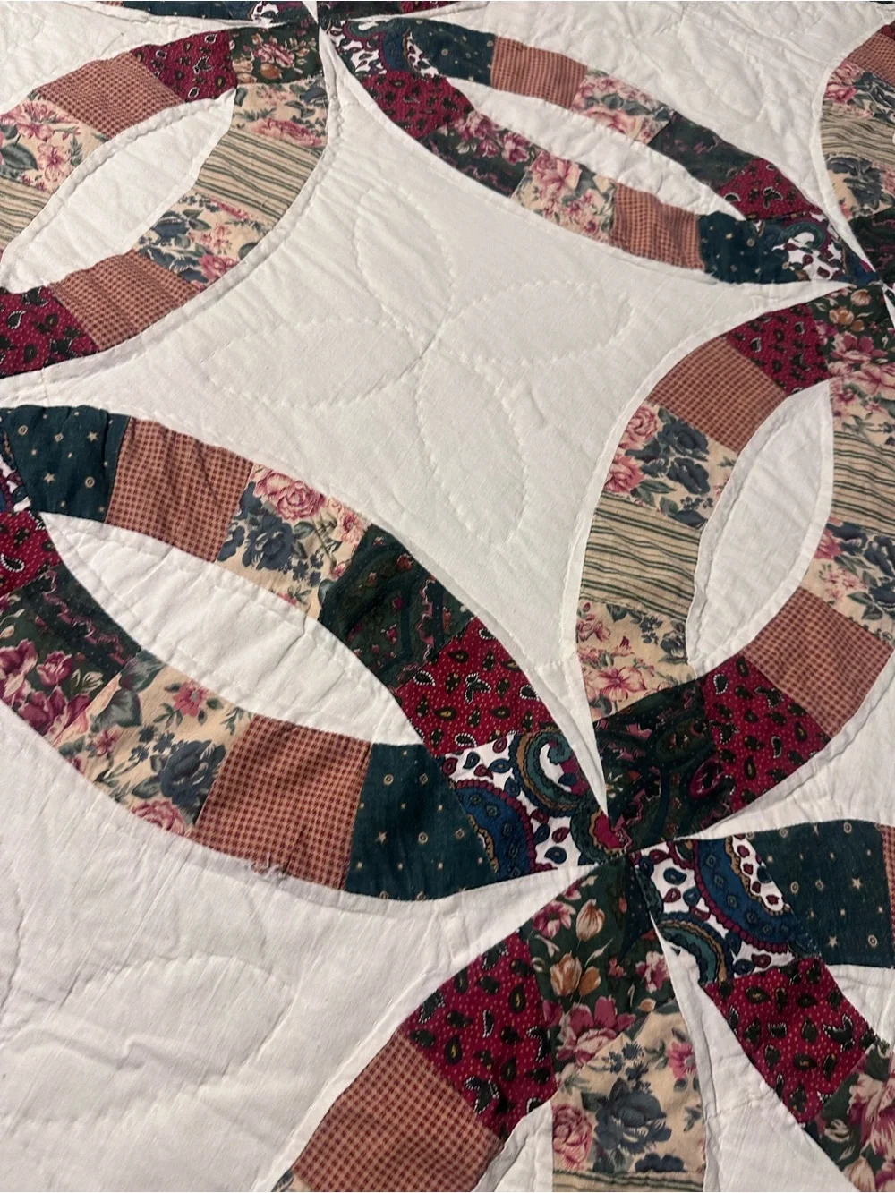 Vintage double wedding ring king size quilt